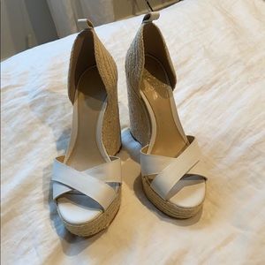 Vince camuto white wedges